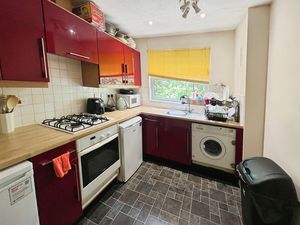 Kitchen- click for photo gallery